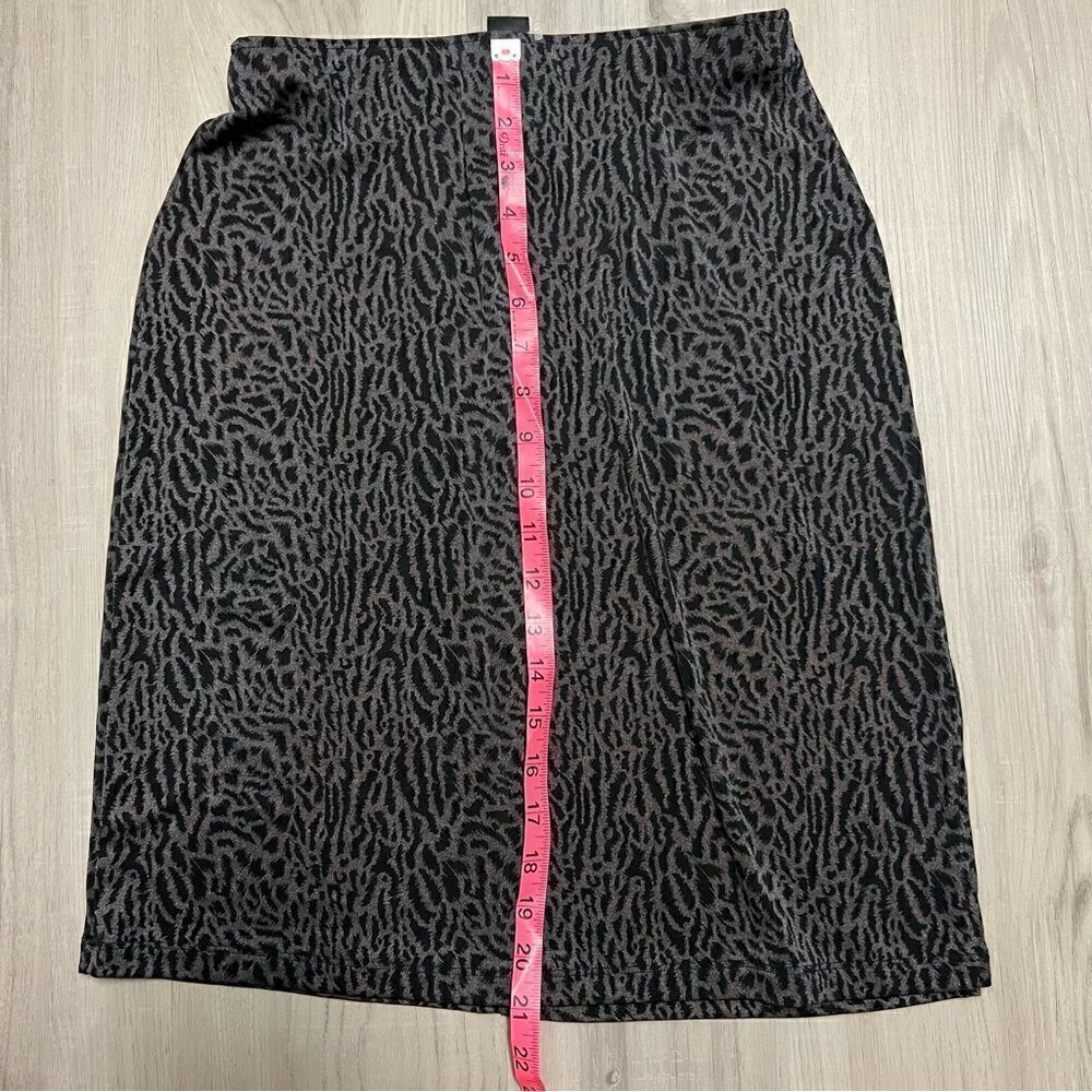 NWT vintage black gray animal print midi skirt sz M. Extra stretchy and sexy - Picture 5 of 9